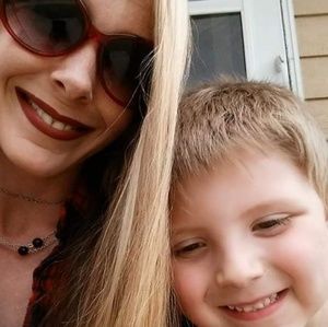 Meet your Posher, Corrina